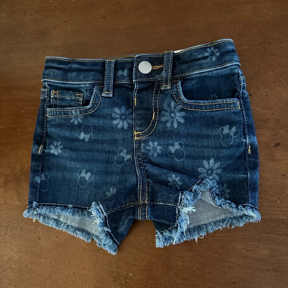 12 months 5 pocket jean denim Disney daisyMinnie Mouse frayed shorts